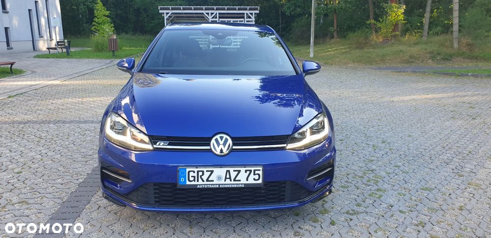 Volkswagen Golf 1.5 TSI OPF R-Line - 3