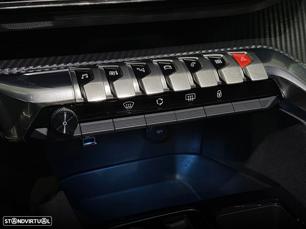 Peugeot 3008 1.5 BlueHDi Allure EAT8 - 26