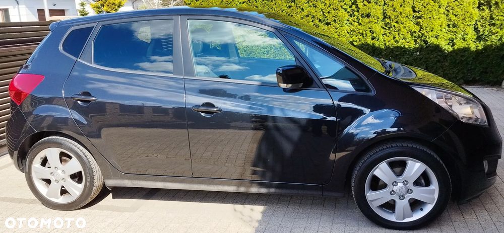 Kia Venga 1.6 CRDi 128 Business Line - 2