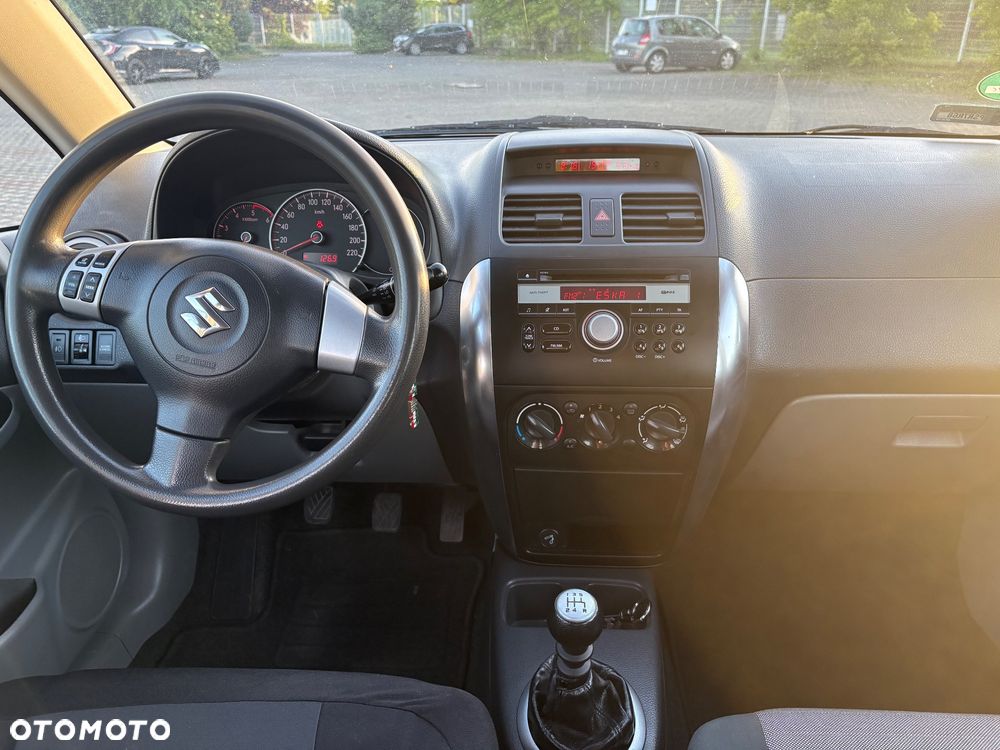 Suzuki SX4 1.6 DDiS Comfort - 11