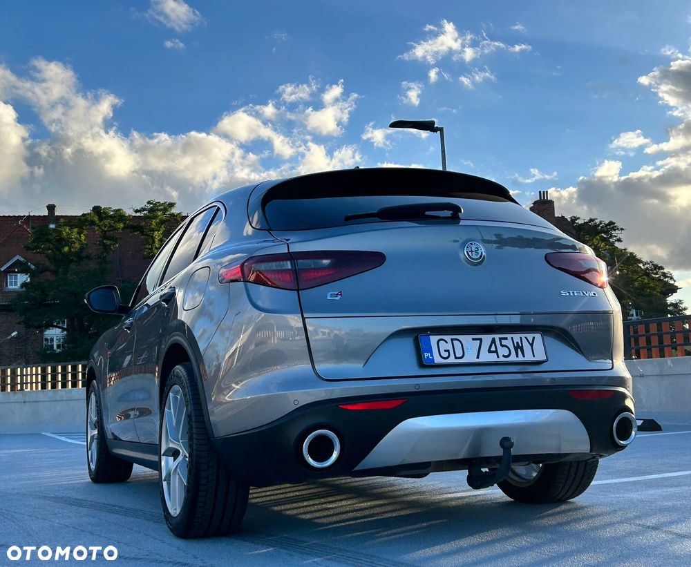 Alfa Romeo Stelvio 2.0 Turbo First Edition Q4 - 9