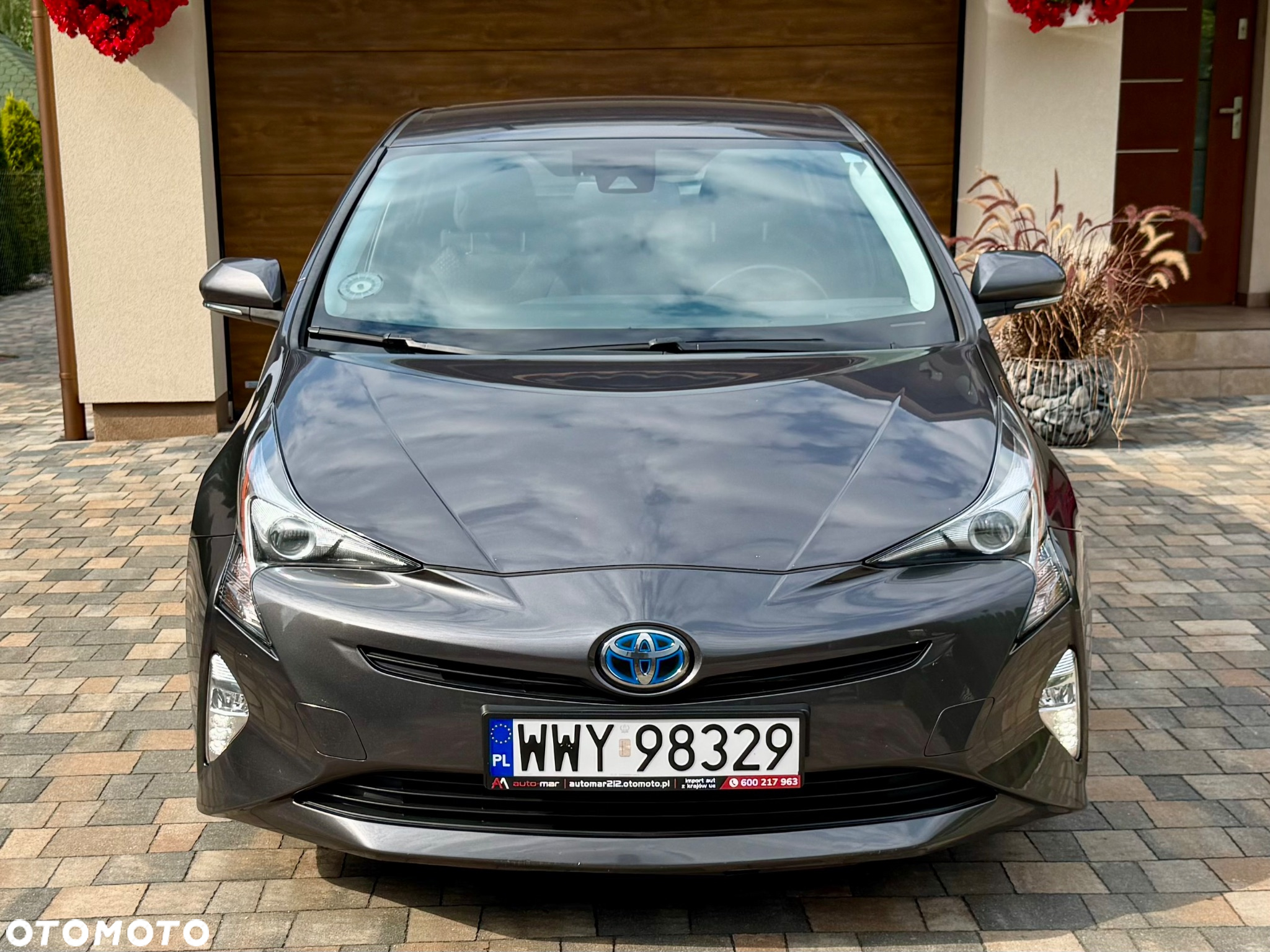 Toyota Prius 1.8 Hybrid Executive - 4