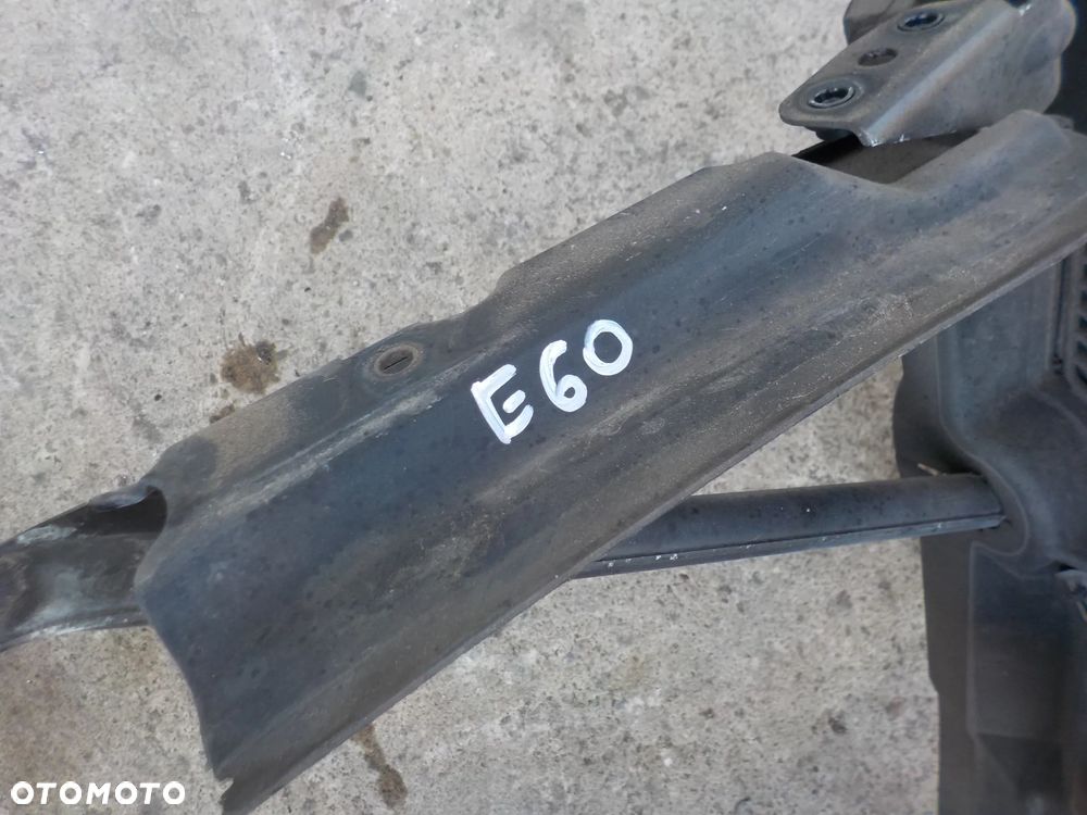 BMW E60 2.0 D PAS PRZEDNI - 4