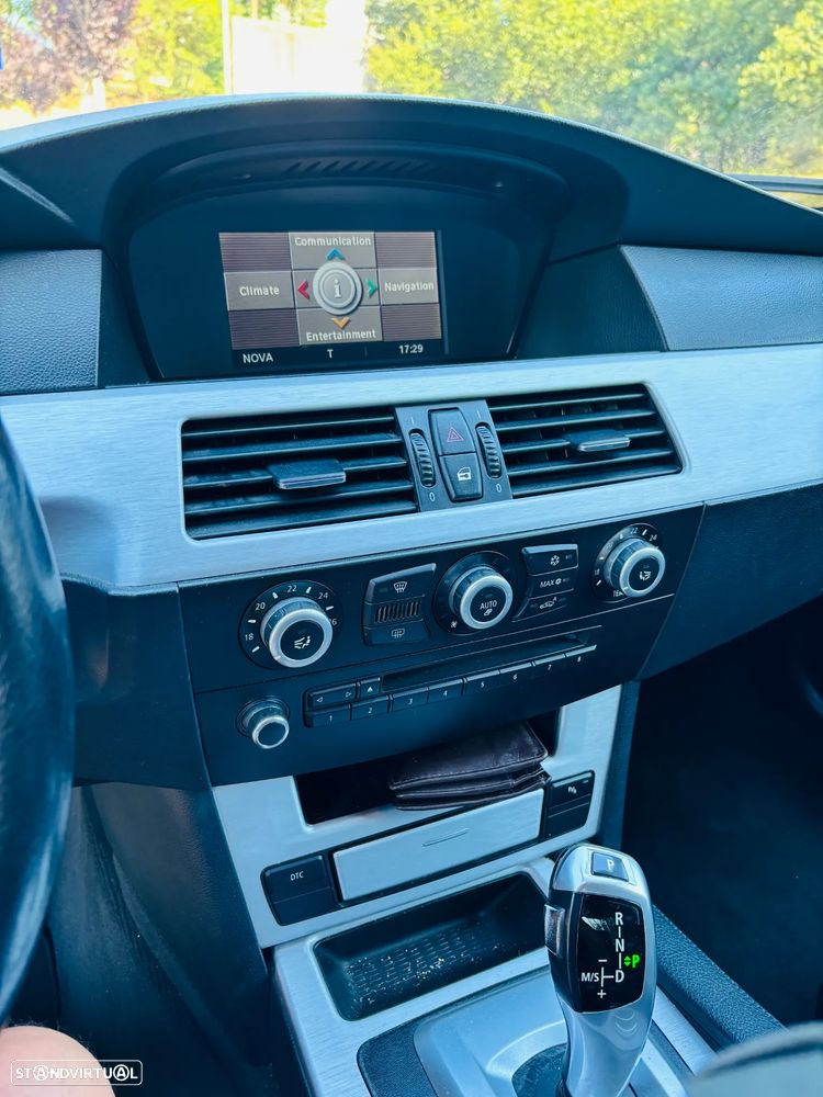 BMW 520 - 12