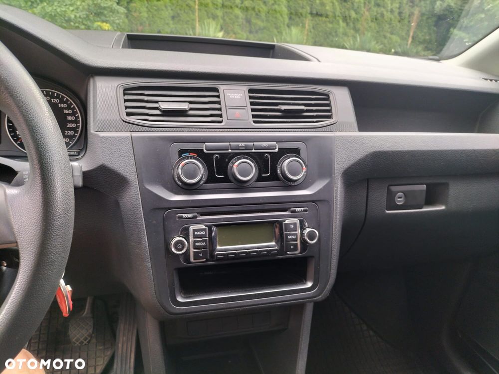 Volkswagen Caddy Comfortline - 11