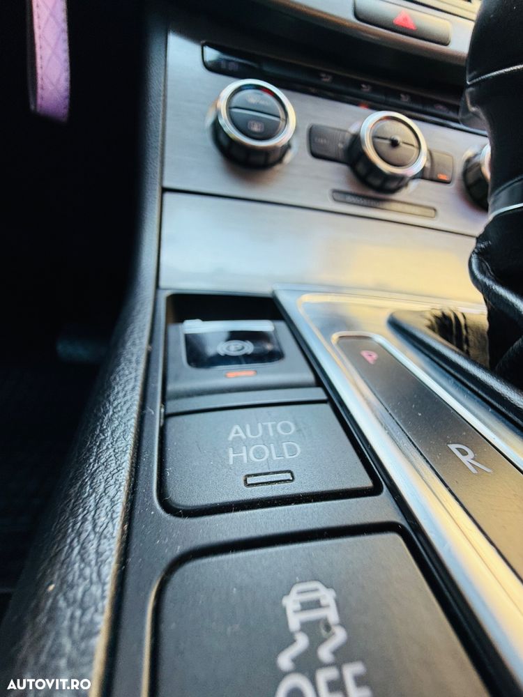 Volkswagen Passat - 15
