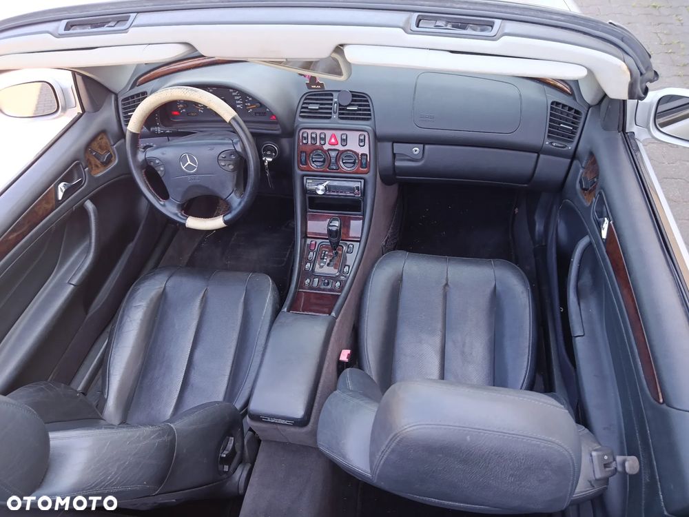 Mercedes-Benz CLK 320 Elegance - 29
