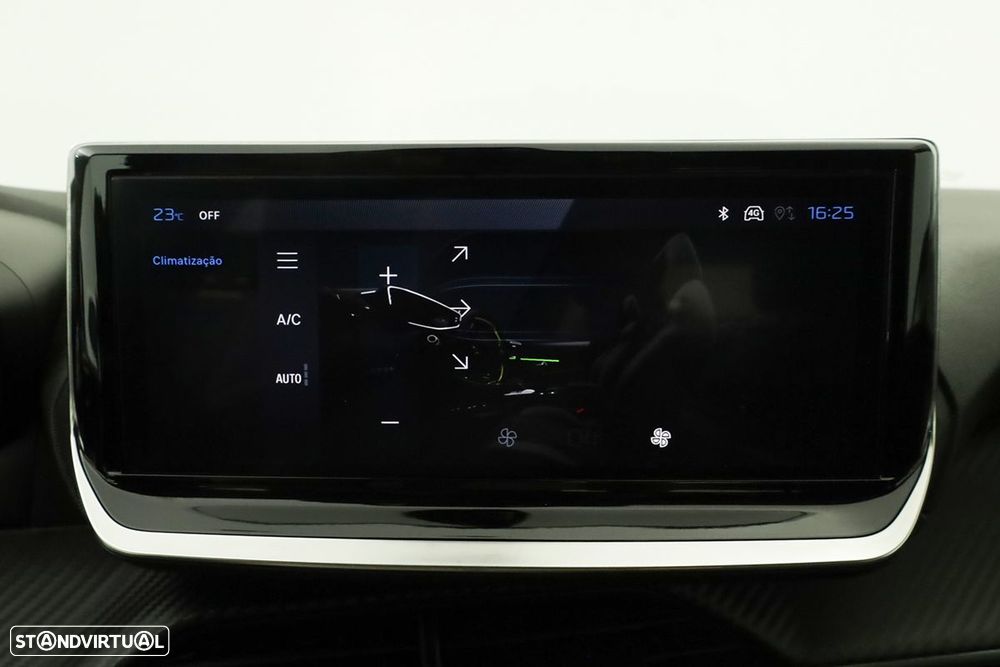 Peugeot 208 1.2 Hybrid Allure e-DCS6 - 11