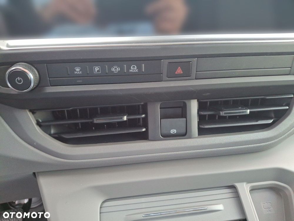 Volkswagen Transporter Furgon Plus - 37