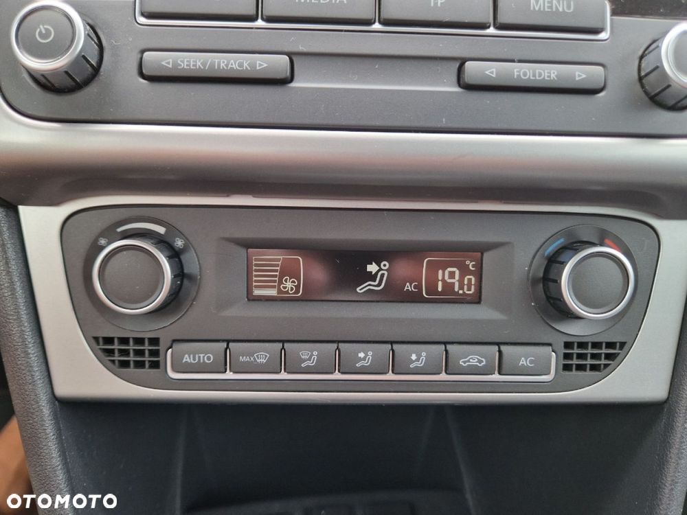 Volkswagen Polo - 13