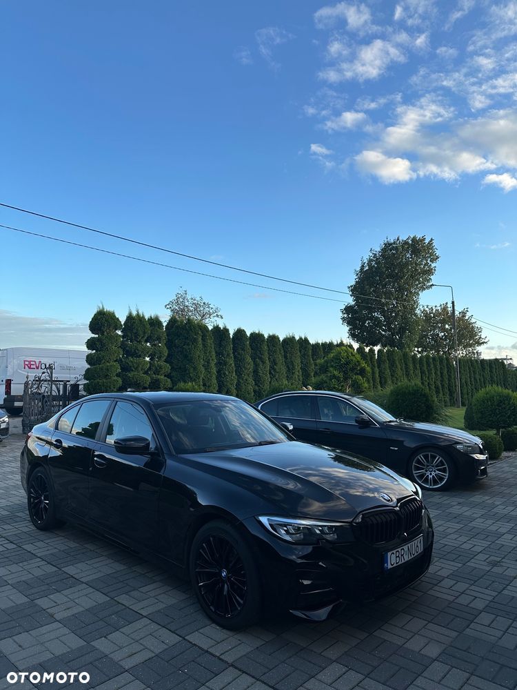 BMW Seria 3 320d - 4