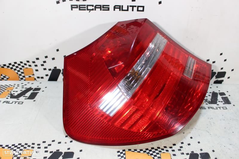 Farolim Esquerdo Bmw 1 (E87)  Farolim Bmw Serie 1 E81 / E87 Lci - 2