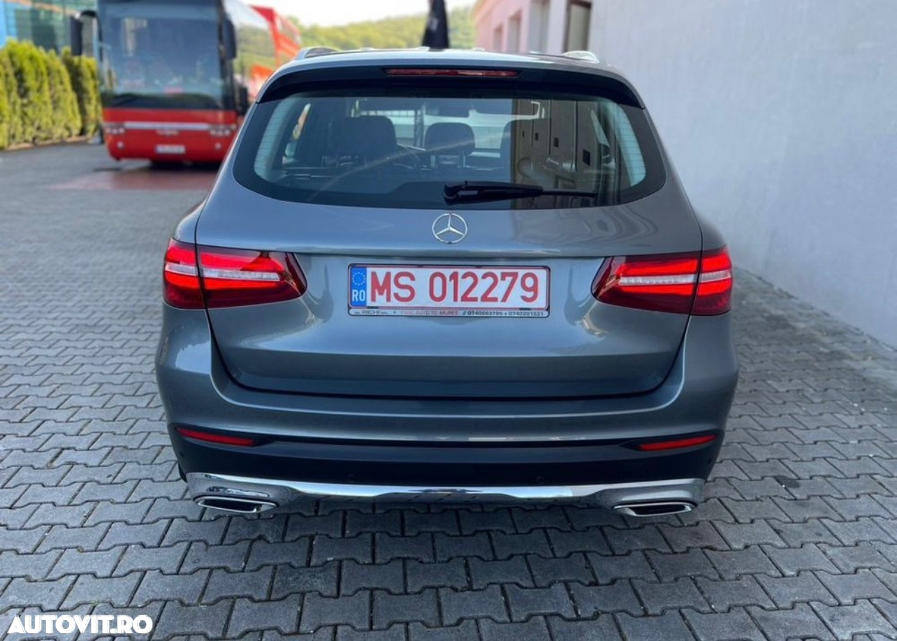 Mercedes-Benz GLC 220 d 4Matic 9G-TRONIC Exclusive - 37