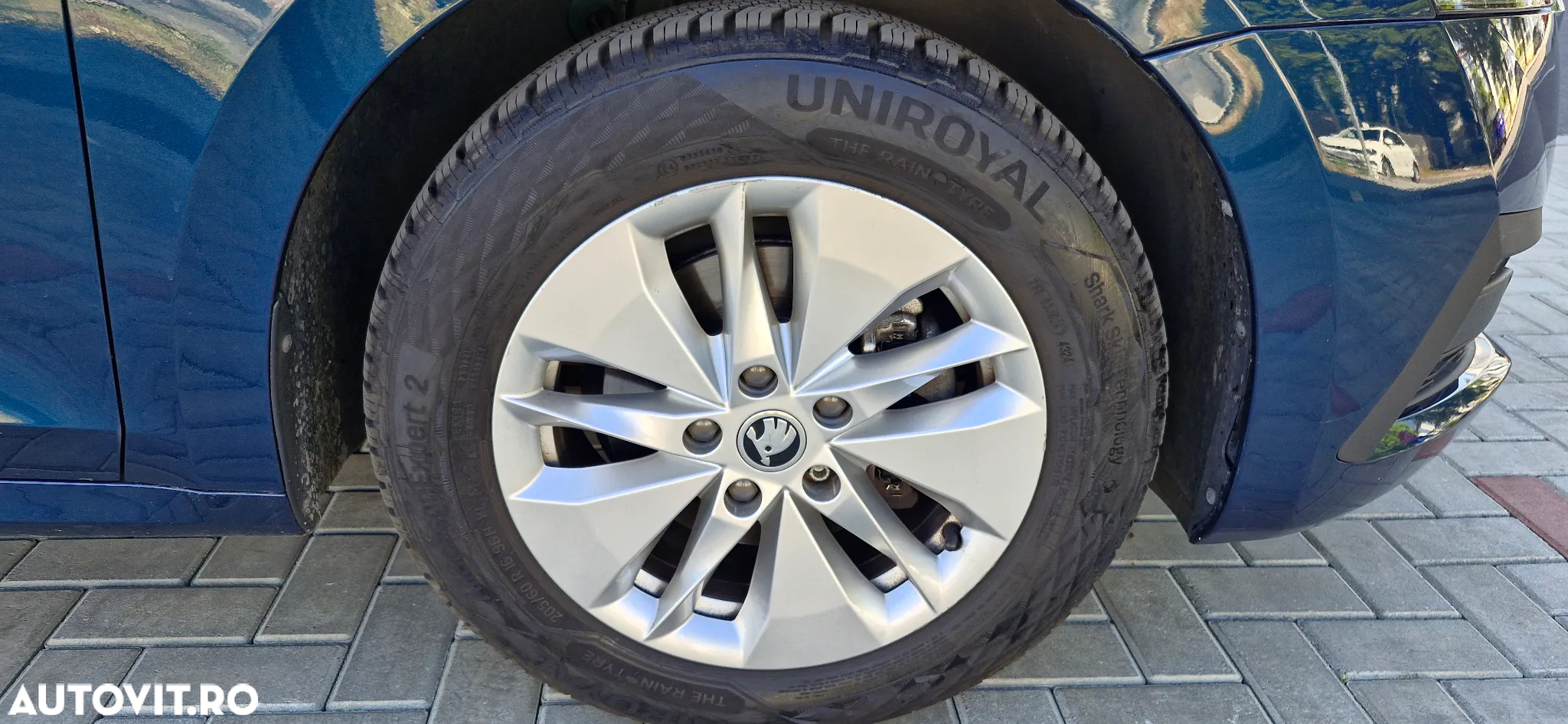Skoda Octavia 2.0 TDI DSG Ambition - 9