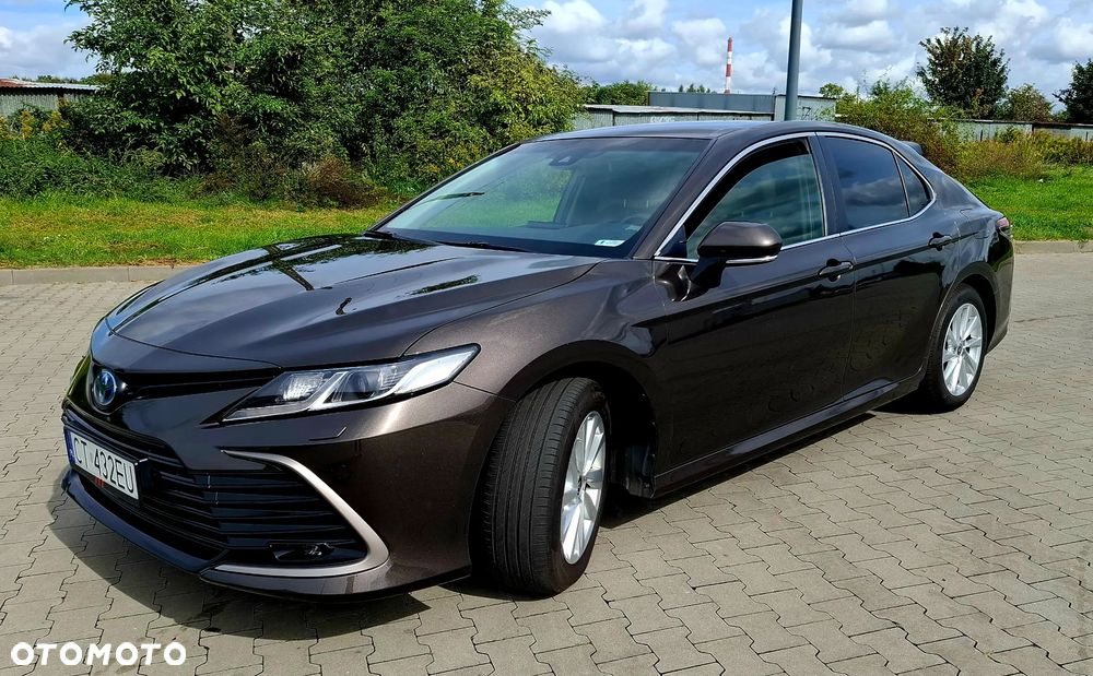 Toyota Camry 2.5 Hybrid Comfort CVT - 2