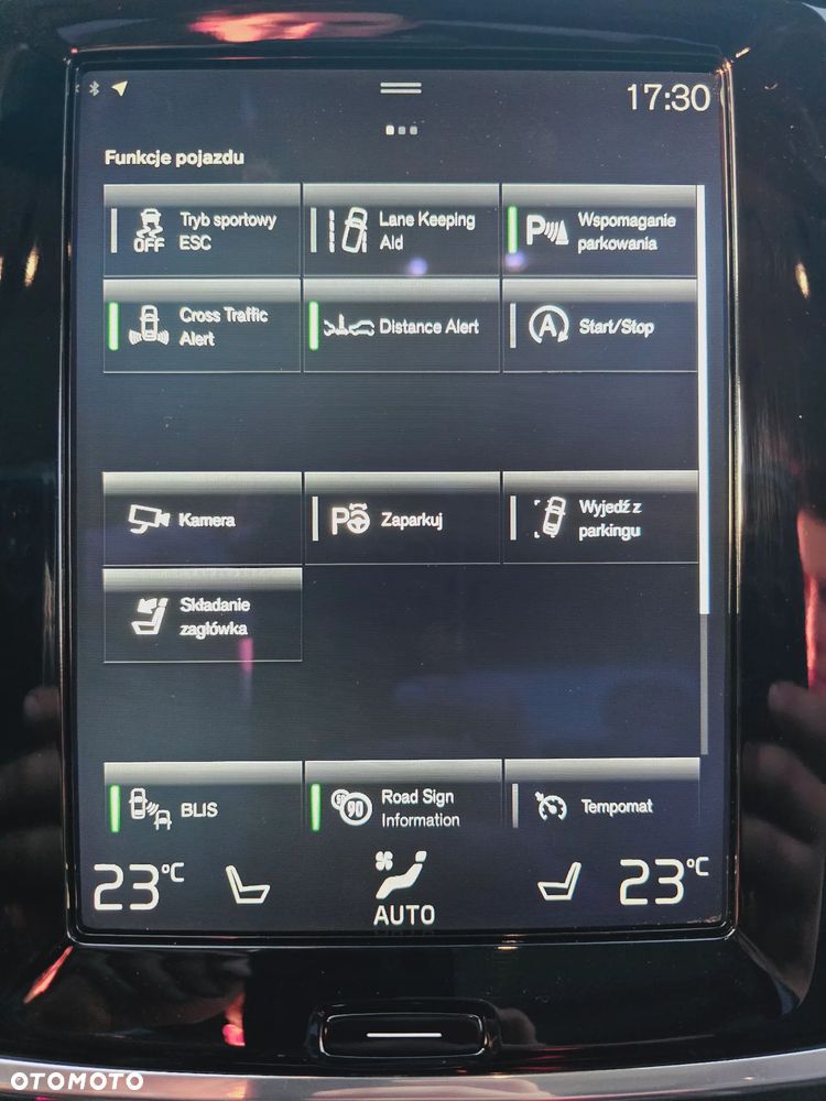 Volvo S90 T6 AWD Geartronic Momentum - 27
