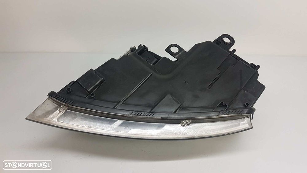 FAROL DIREITO AUDI A8 (4E2) 3.0 TDI QUATTRO - 8