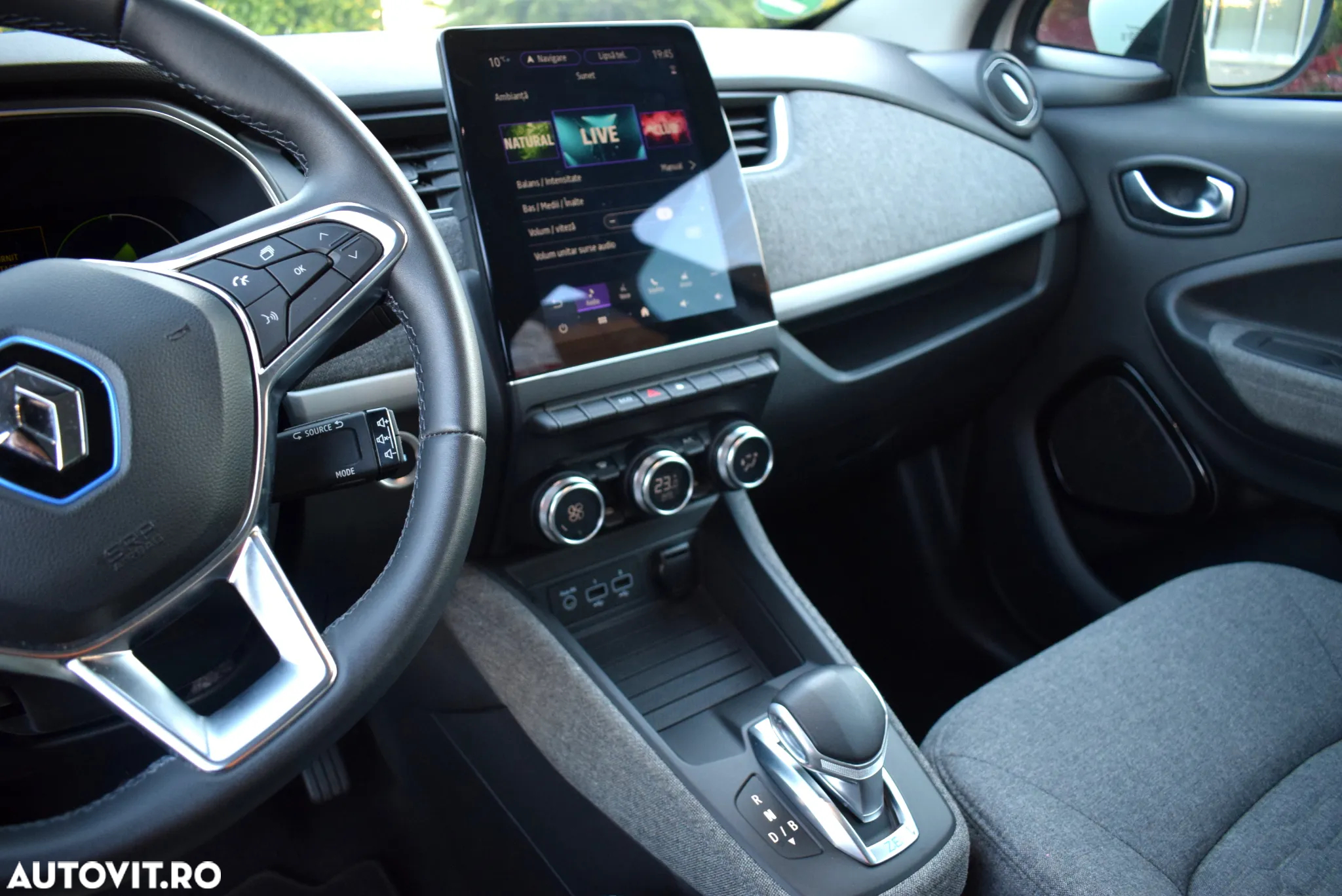 Renault ZOE (mit Batterie) Z.E. 50 INTENS - 16