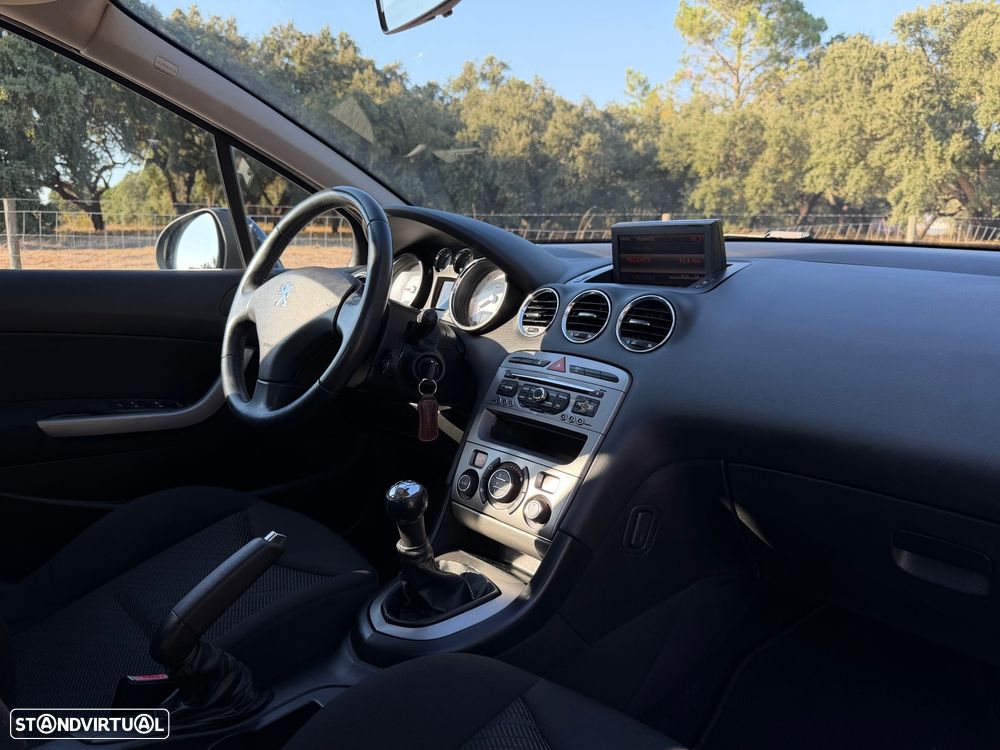 Peugeot 308 SW 1.6 HDi Allure - 17