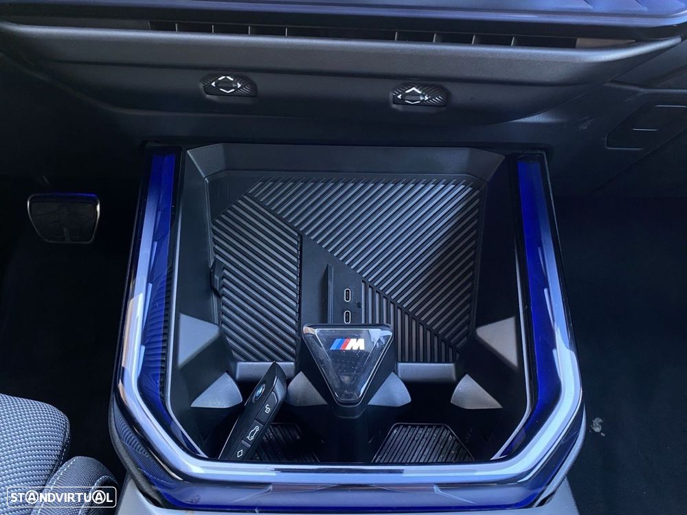 BMW X3 30 e xDrive Pack M Desportivo — fotografia 15
