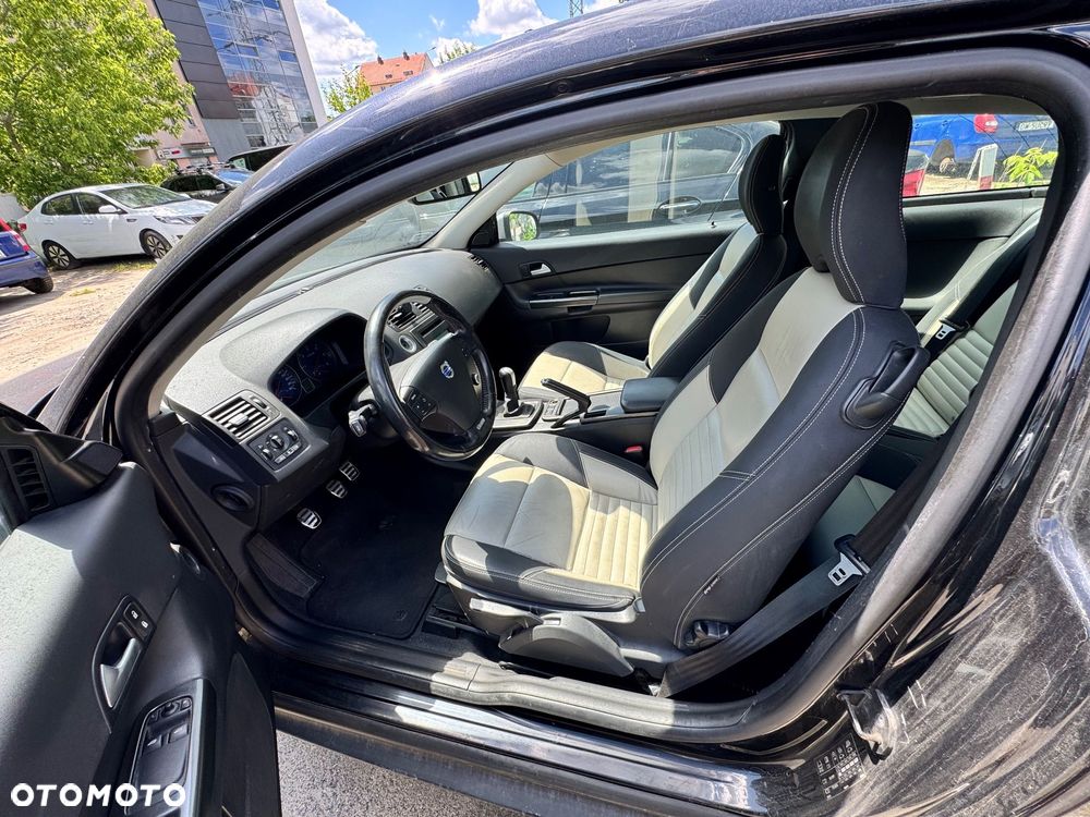 Volvo C30 D2 DRIVe R-Design - 1