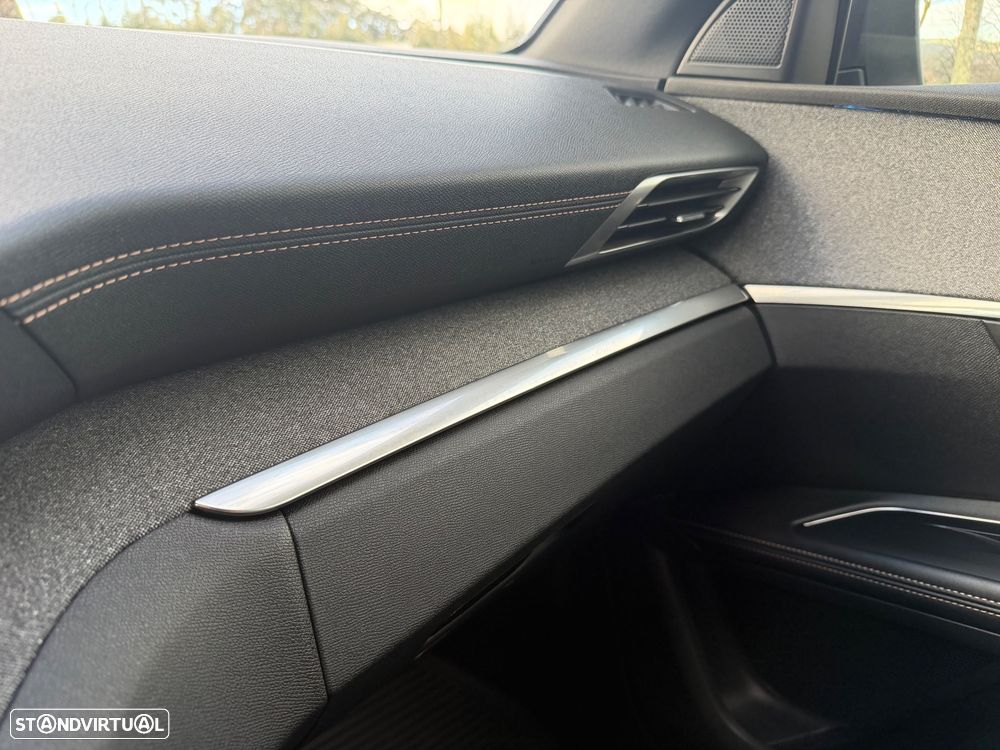 Peugeot 5008 1.5 BlueHDi GT Line EAT8 - 24