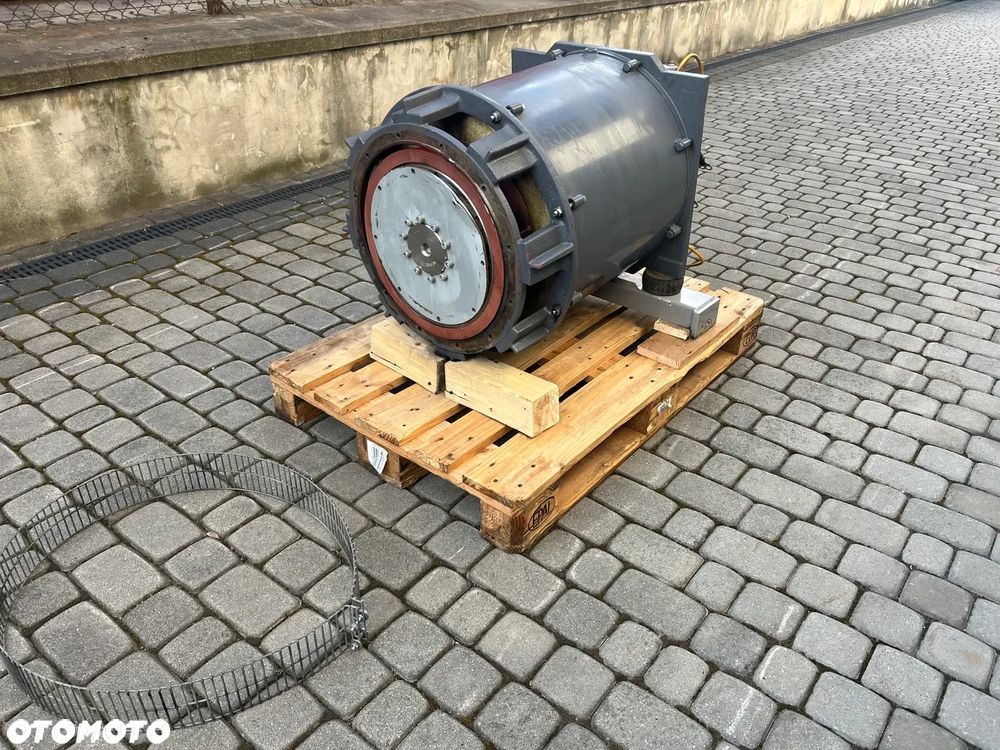 Prądnica Generator HITZINGER SGE 5C 26N 120 KVA 400 HZ - 4