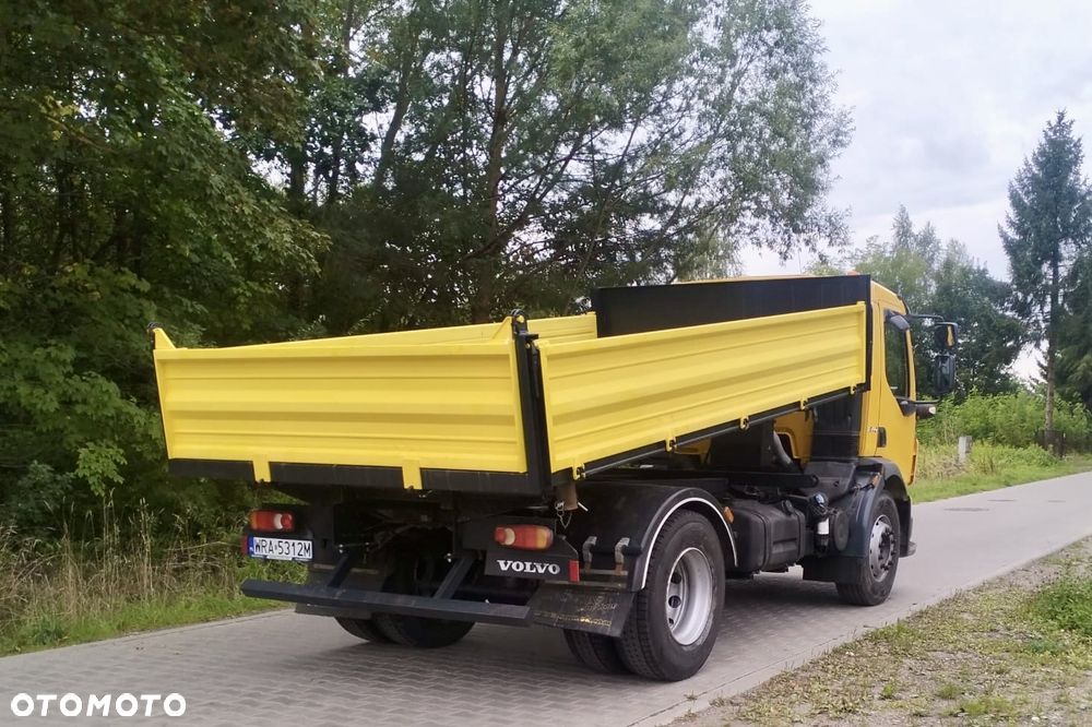 Volvo FL240 - 4