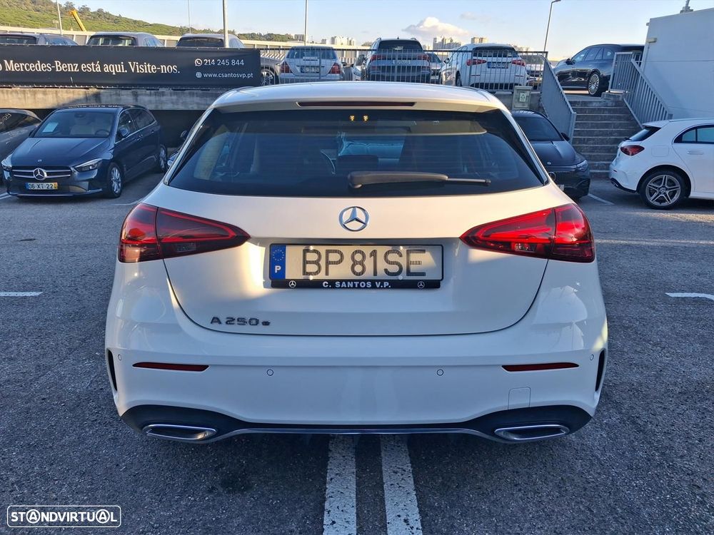 Mercedes-Benz A 250 e AMG Line - 6