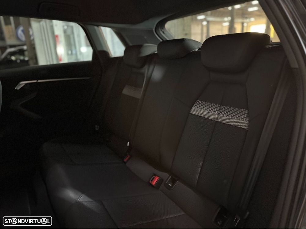 Audi A3 Sportback 30 TFSI Advanced S tronic - 19