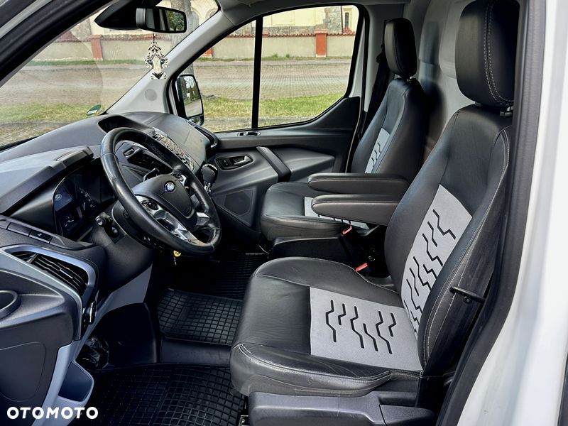 Ford Transit Custom - 16