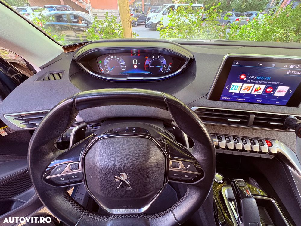 Peugeot 5008 - 17