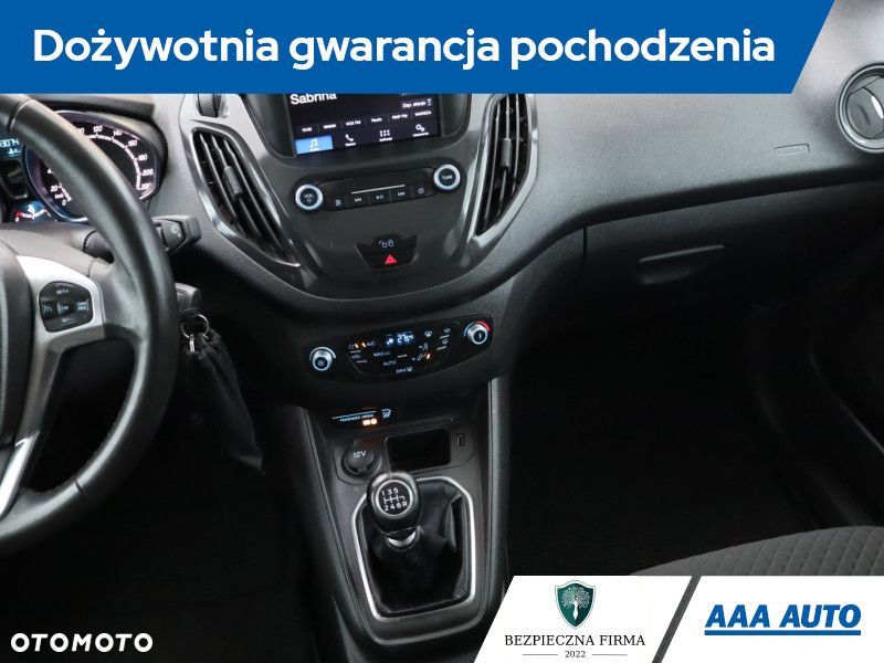 Ford Tourneo Courier - 10