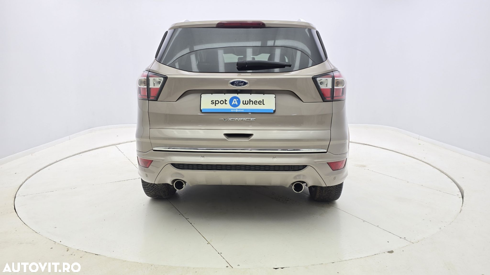 Ford Kuga - 7