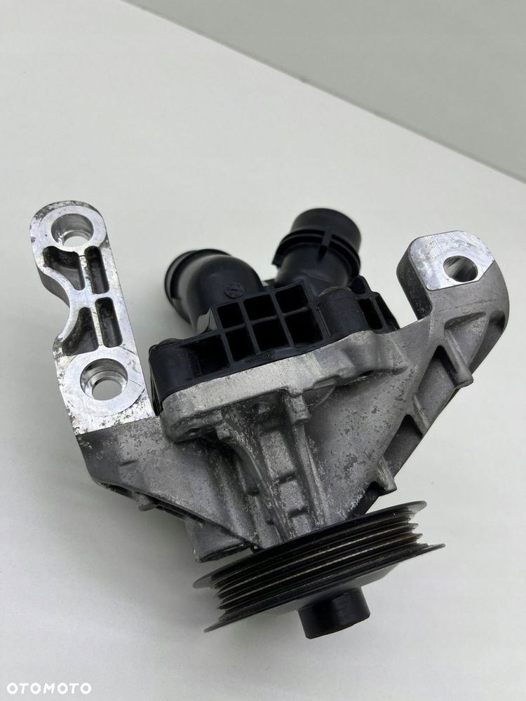 VOLVO XC40 1.5 HYBRYDA POMPA WODY 32257932 - 3