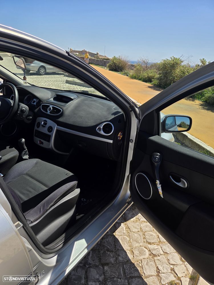 Renault Clio 1.2 TCE Dynamique S - 13