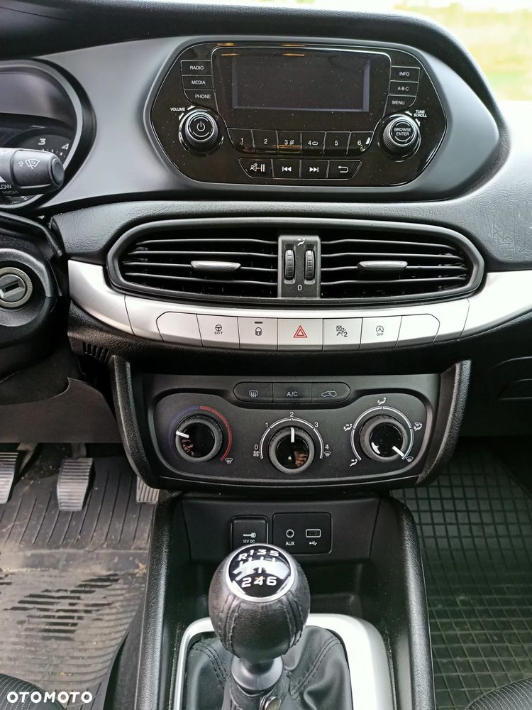 Fiat Tipo 1.6 MultiJet 16v Pop - 17