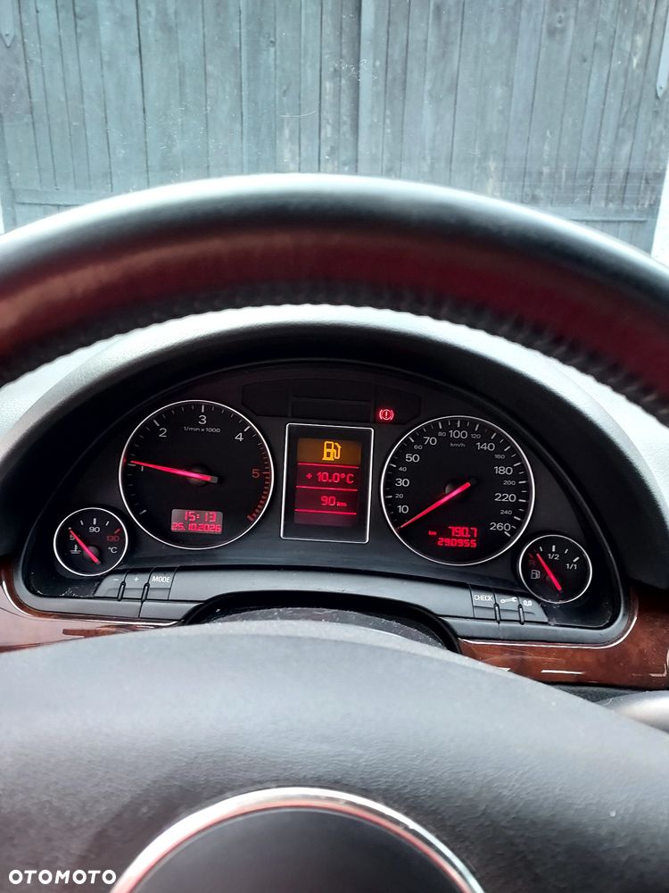 Audi A4 Limousine - 6