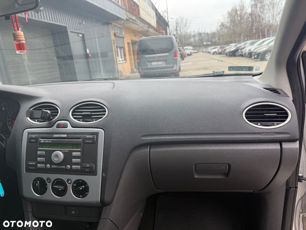 Ford Focus 1.6 FX Gold - 13