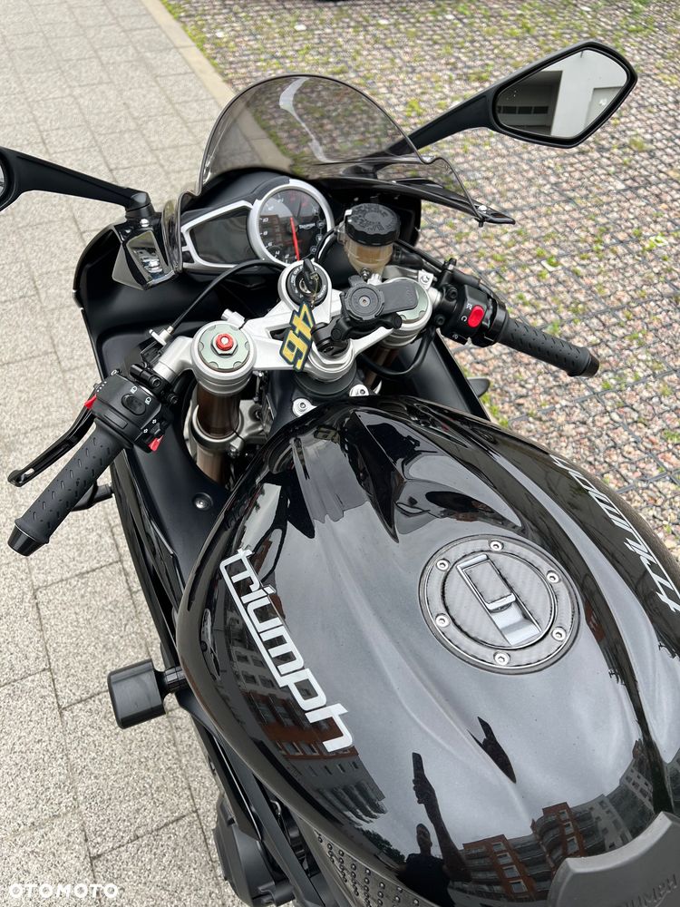 Triumph Daytona - 5