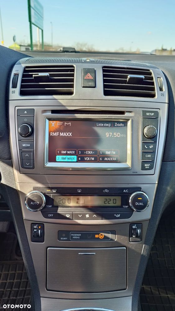 Toyota Avensis Combi 2.0 D-4D Executive - 12