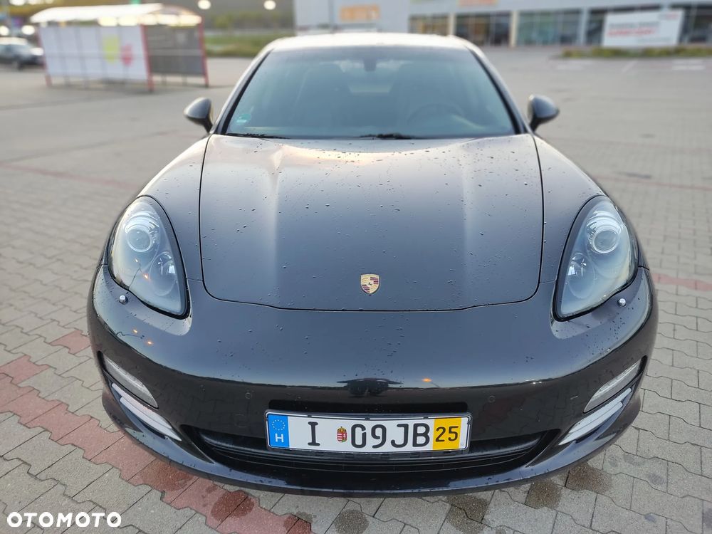 Porsche Panamera 4S PDK - 3