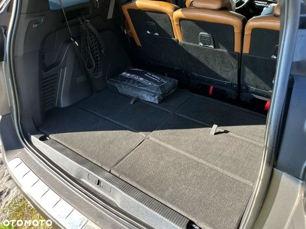 Peugeot 5008 - 23