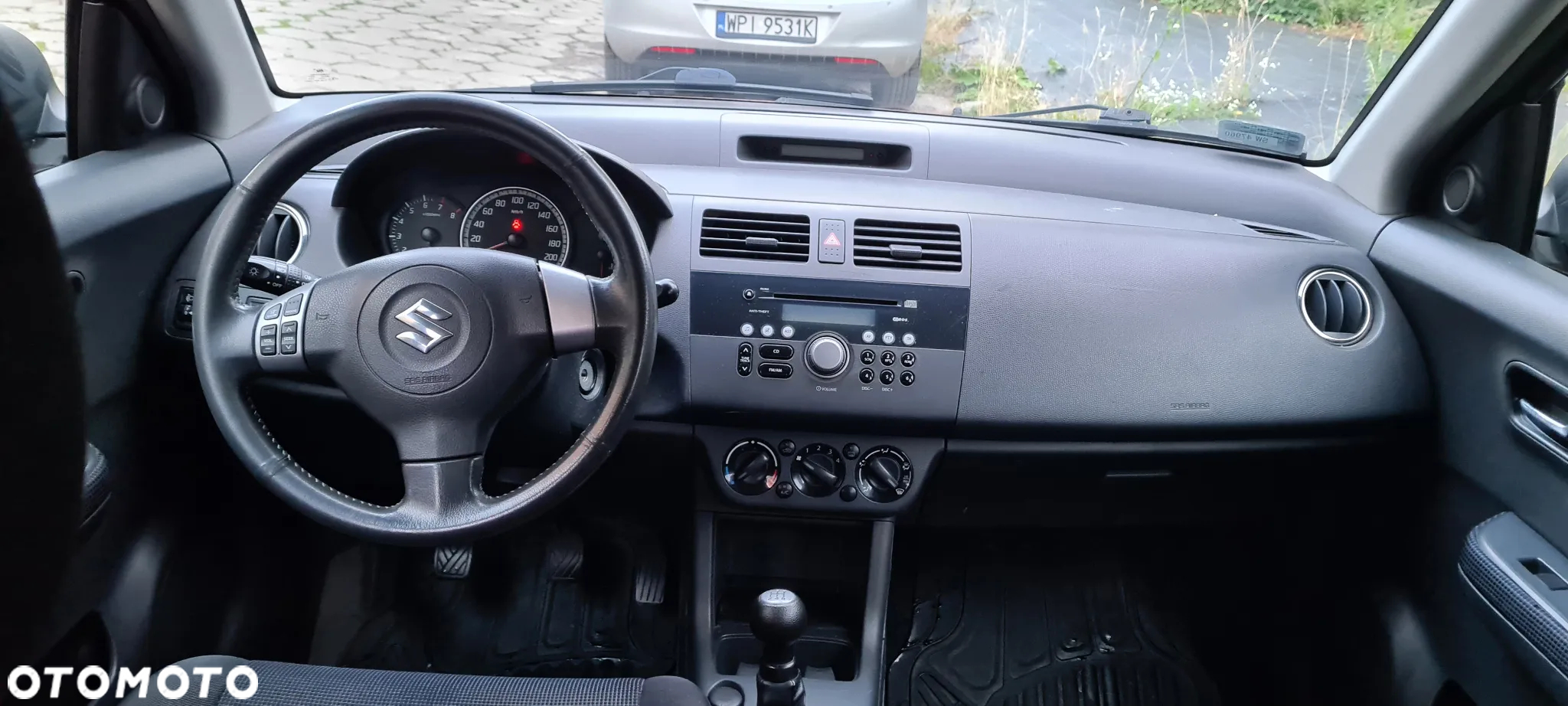 Suzuki Swift - 12