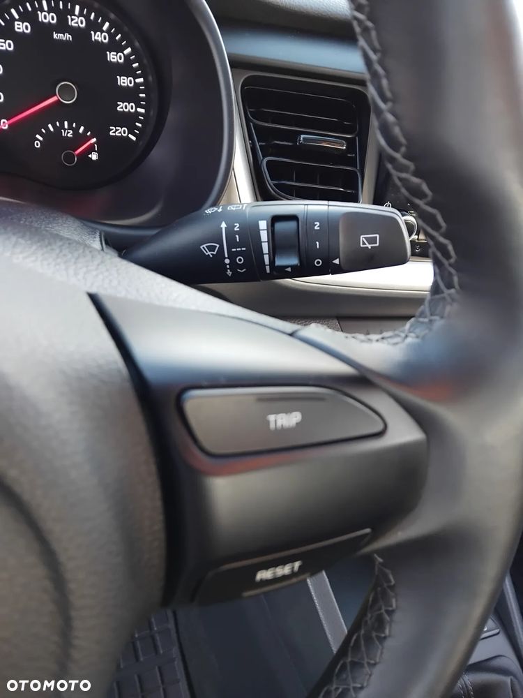 Kia Stonic 1.0 T-GDI M - 15