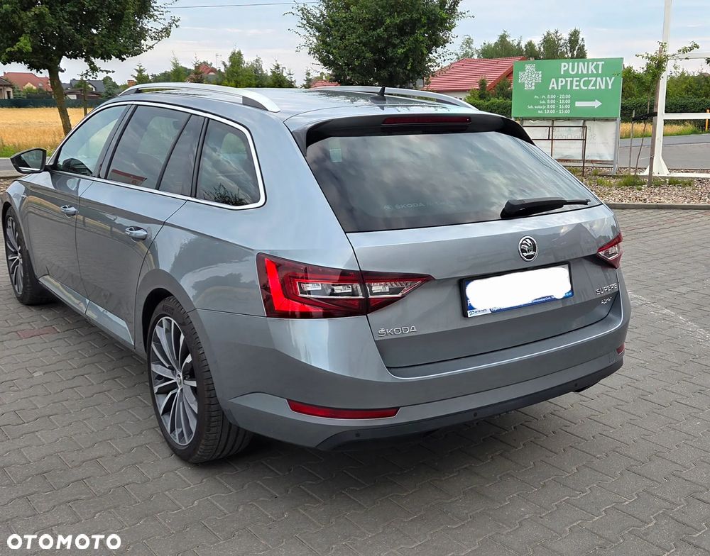 Skoda Superb 2.0 TDI 4x4 L&K DSG - 4