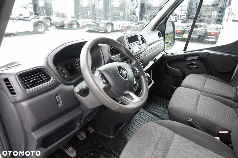 Renault MASTER / WYWROTKA / BLIŹNIAK / MANUAL / 3 MIEJSCA / - 28