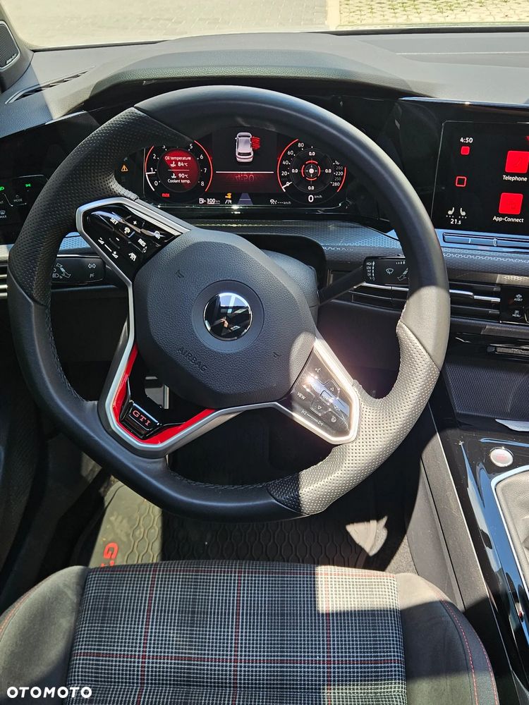 Volkswagen Golf - 14