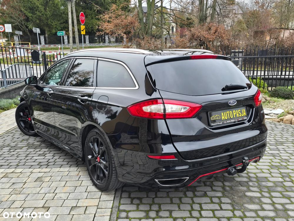 Ford Mondeo 2.0 EcoBoost Titanium S - 15