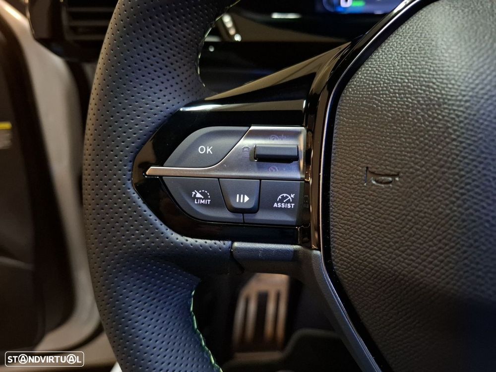 Peugeot E-408 58 kWh GT - 16